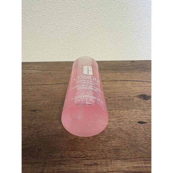 Clinique Makeup Brush Cleanser 8 fl. oz 236 ml New Without Box - Picture 7 of 9